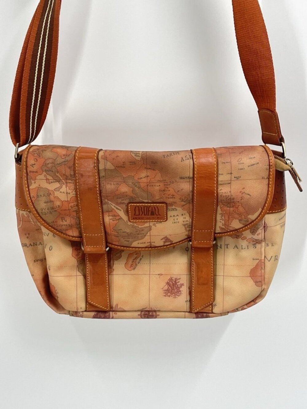 Alviero Martini 1A Classe Geo Map Crossbody Messenger Bag World Map Italy